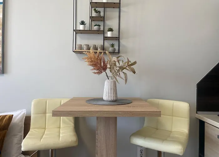 Summer Breeze 506 Private Sunny Apartament